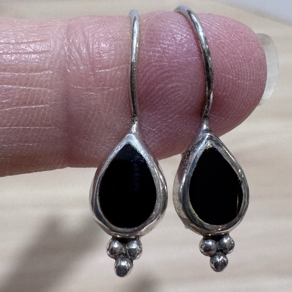 VTG Sterling Silver 925 Tear Drop Black Onyx Earrings Stationed Hook